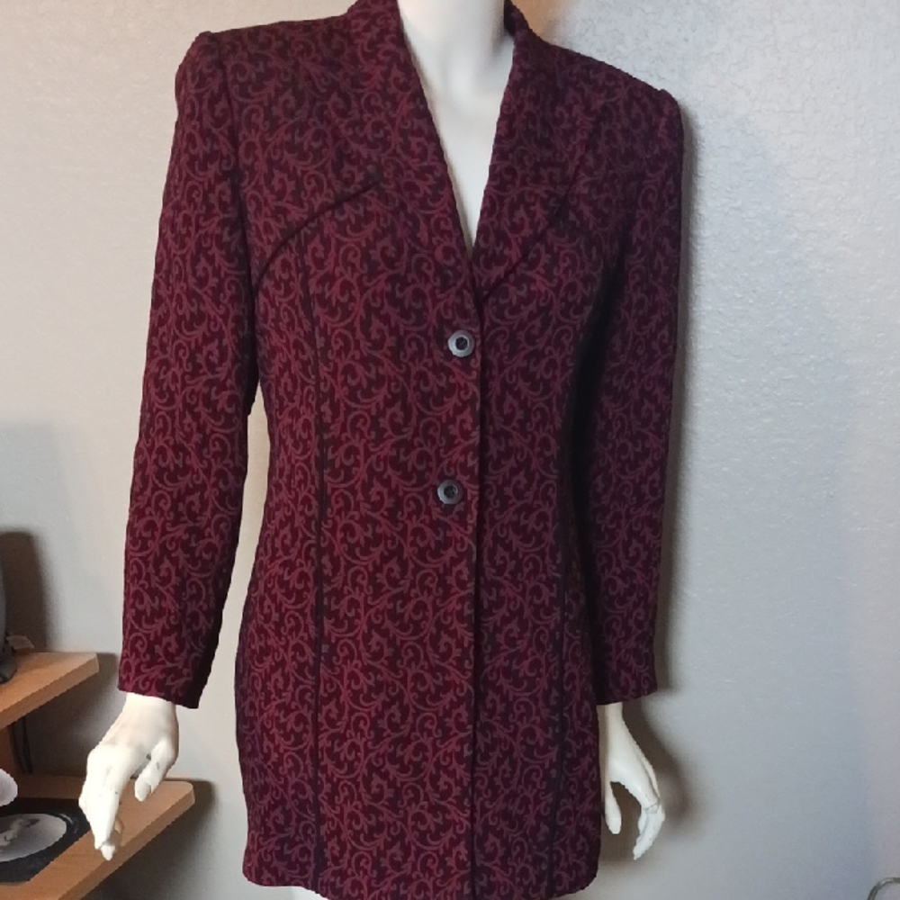 Gruppo Americano Black/Red  Patterend Women's Coat